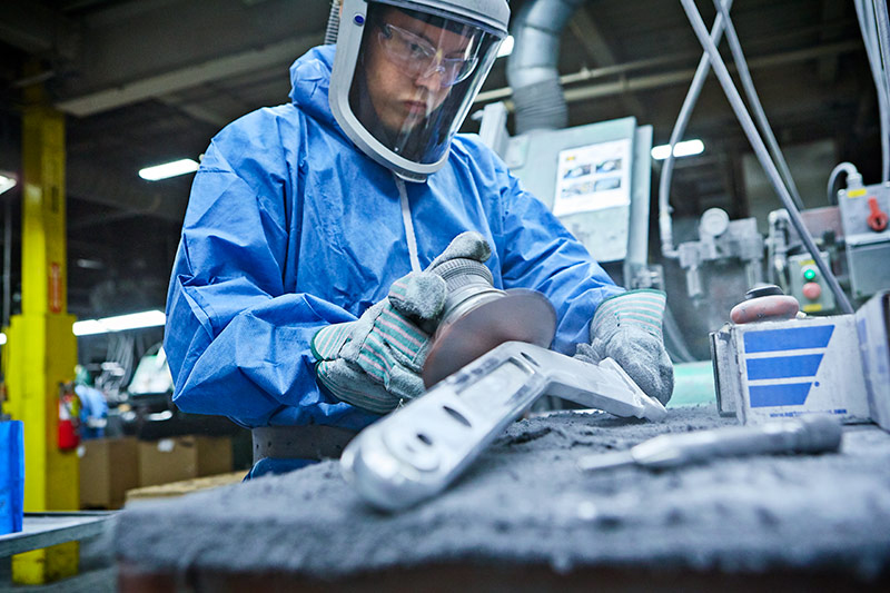 KEI technician polishing